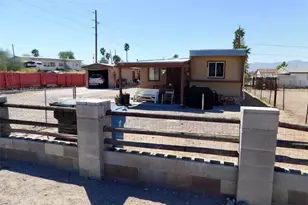 742 Primrose Ln, Bullhead City, AZ 86442 - Photo 2