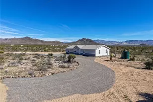 5874 N Ehrenburg, Golden Valley, AZ 86413 - Photo 8