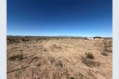 . N Hualapai Dr, Dolan Springs, AZ 86441 - Photo 1