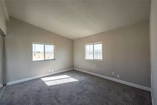 860 S Derby Cir, Golden Valley, AZ 86413 - Photo 16