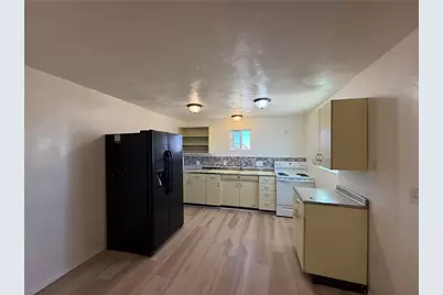 3600 E Thompson Avenue, Kingman, AZ 86409 - Photo 2