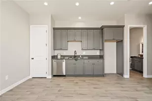 2339 Raven Ct, Bullhead City, AZ 86442 - Photo 8