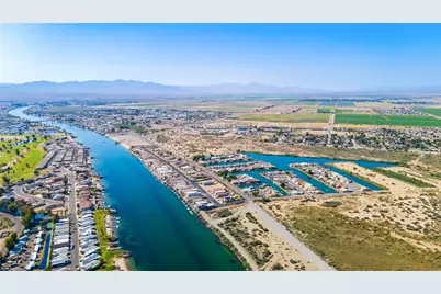 10715 S Blue Water Bay, Mohave Valley, AZ 86440 - Photo 46