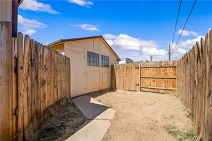 811 Safari Dr, Bullhead City, AZ 86442 - Photo 30