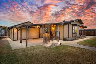 811 Safari Dr, Bullhead City, AZ 86442 - Photo 1