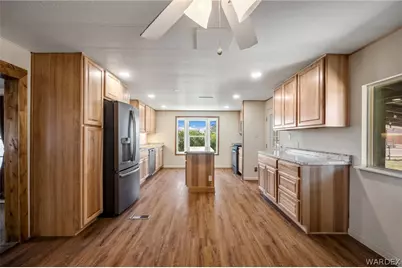 811 Safari Drive, Bullhead City, AZ 86442 - Photo 10