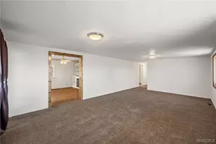 811 Safari Dr, Bullhead City, AZ 86442 - Photo 6