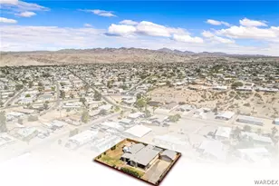 811 Safari Dr, Bullhead City, AZ 86442 - Photo 2
