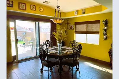 2446 Highland Trail, Bullhead City, AZ 86442 - Photo 10