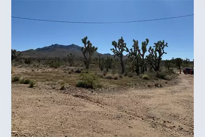 18516 N Squaw Drive, Dolan Springs, AZ 86441 - Photo 10