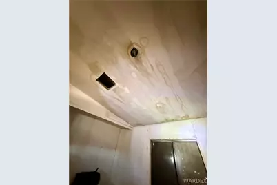 18516 N Squaw Drive, Dolan Springs, AZ 86441 - Photo 54