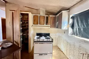 18516 N Squaw Dr, Dolan Springs, AZ 86441 - Photo 30