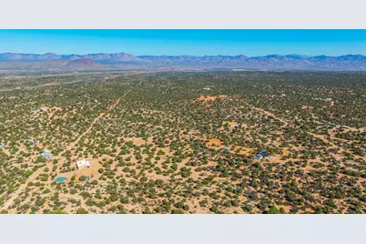 10374 E Happy Trails Road, Kingman, AZ 86401 - Photo 68