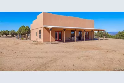 10374 E Happy Trails Road, Kingman, AZ 86401 - Photo 4