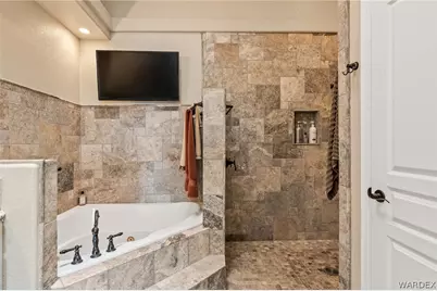 2918 Lakeview Drive, Bullhead City, AZ 86429 - Photo 38