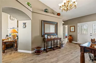 2918 Lakeview Dr, Bullhead City, AZ 86429 - Photo 12