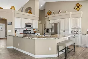 2918 Lakeview Dr, Bullhead City, AZ 86429 - Photo 28