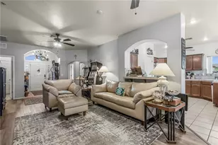 2185 E Mullholland Dr, Fort Mohave, AZ 86426 - Photo 8