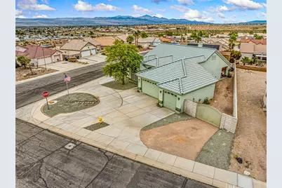 2185 E Mullholland Drive, Fort Mohave, AZ 86426 - Photo 2