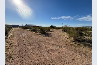 3614 N Escuela Road, Golden Valley, AZ 86413 - Photo 44