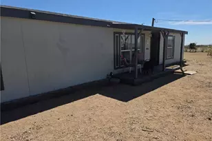 4182 N Canelo Rd, Golden Valley, AZ 86413 - Photo 2