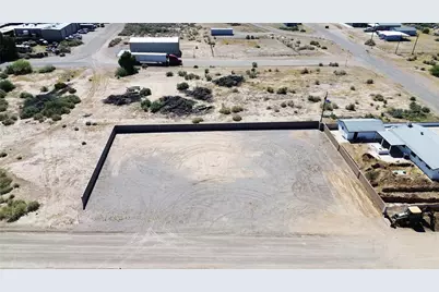 1422 Hamilton Way, Mohave Valley, AZ 86440 - Photo 2