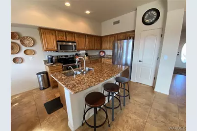 890 Florence Avenue #106, Bullhead City, AZ 86429 - Photo 4