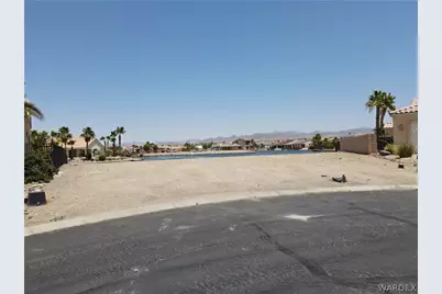 2055 E Lago Grande Place, Fort Mohave, AZ 86426 - Photo 2