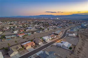 3476 Sun Ln, Bullhead City, AZ 86429 - Photo 6