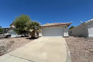 2195 Hi Jolly Dr, Bullhead City, AZ 86442 - Photo 2