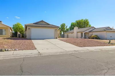 1572 Ash Avenue, Bullhead City, AZ 86442 - Photo 2