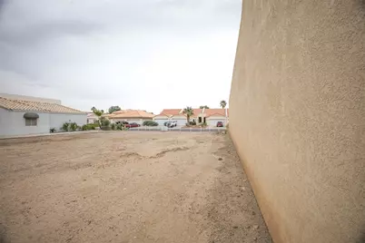 1593 Country Club Way, Bullhead City, AZ 86442 - Photo 8