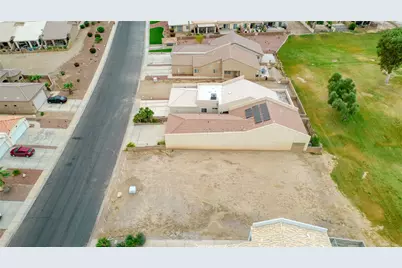 1593 Country Club Way, Bullhead City, AZ 86442 - Photo 12