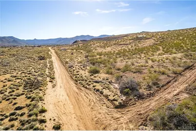330-11-001A N Cottontail Trail, Kingman, AZ 86409 - Photo 2