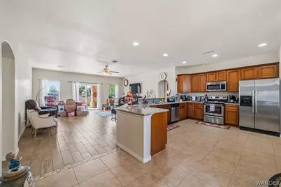 38 Cypress Point Drive, Mohave Valley, AZ 86440 - Photo 8