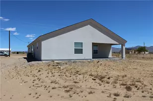 6048 W Shipp Dr, Golden Valley, AZ 86413 - Photo 66