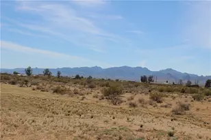 6048 W Shipp Dr, Golden Valley, AZ 86413 - Photo 56