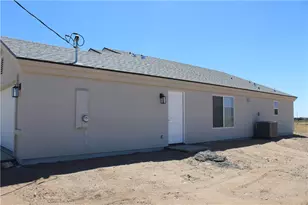 6048 W Shipp Dr, Golden Valley, AZ 86413 - Photo 4