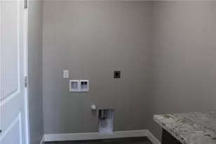6048 W Shipp Dr, Golden Valley, AZ 86413 - Photo 26