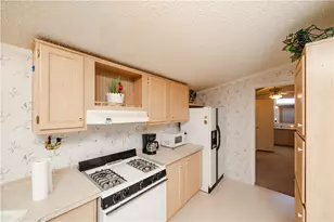 2304 S Estrella Rd, Golden Valley, AZ 86413 - Photo 30