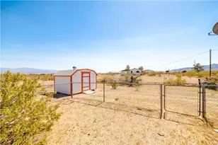 2304 S Estrella Rd, Golden Valley, AZ 86413 - Photo 22