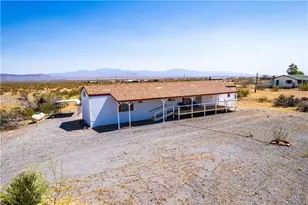 2304 S Estrella Rd, Golden Valley, AZ 86413 - Photo 10