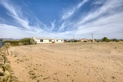 693 Horse Mesa Road, Golden Valley, AZ 86413 - Photo 12