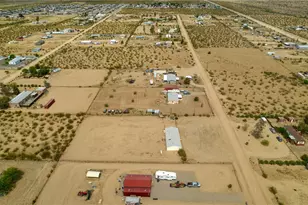 693 Horse Mesa Rd, Golden Valley, AZ 86413 - Photo 52