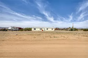 693 Horse Mesa Rd, Golden Valley, AZ 86413 - Photo 10