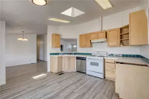 693 Horse Mesa Rd, Golden Valley, AZ 86413 - Photo 20