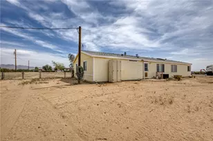 693 Horse Mesa Rd, Golden Valley, AZ 86413 - Photo 6