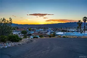 1718 Hilltop Cir, Bullhead City, AZ 86442 - Photo 46