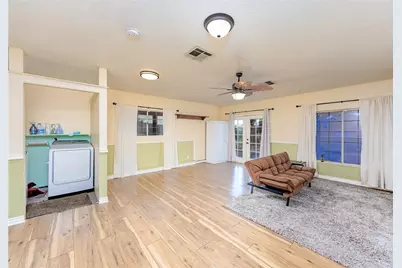 1718 Hilltop Circle, Bullhead City, AZ 86442 - Photo 20