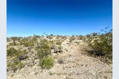 165 W Queen Tut Dr Drive, Meadview, AZ 86444 - Photo 2